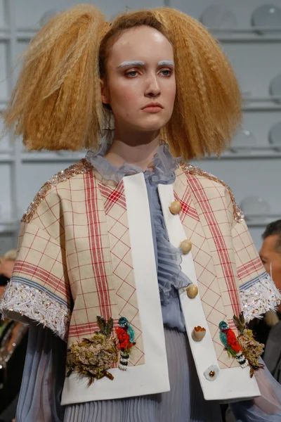 Look 33